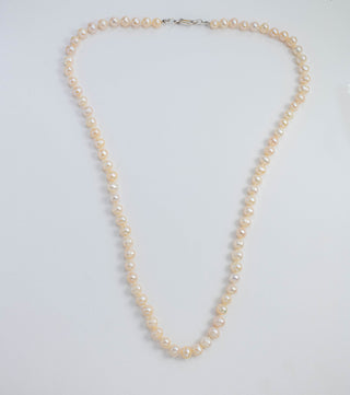 Pink Pearl Necklace 
(Long)