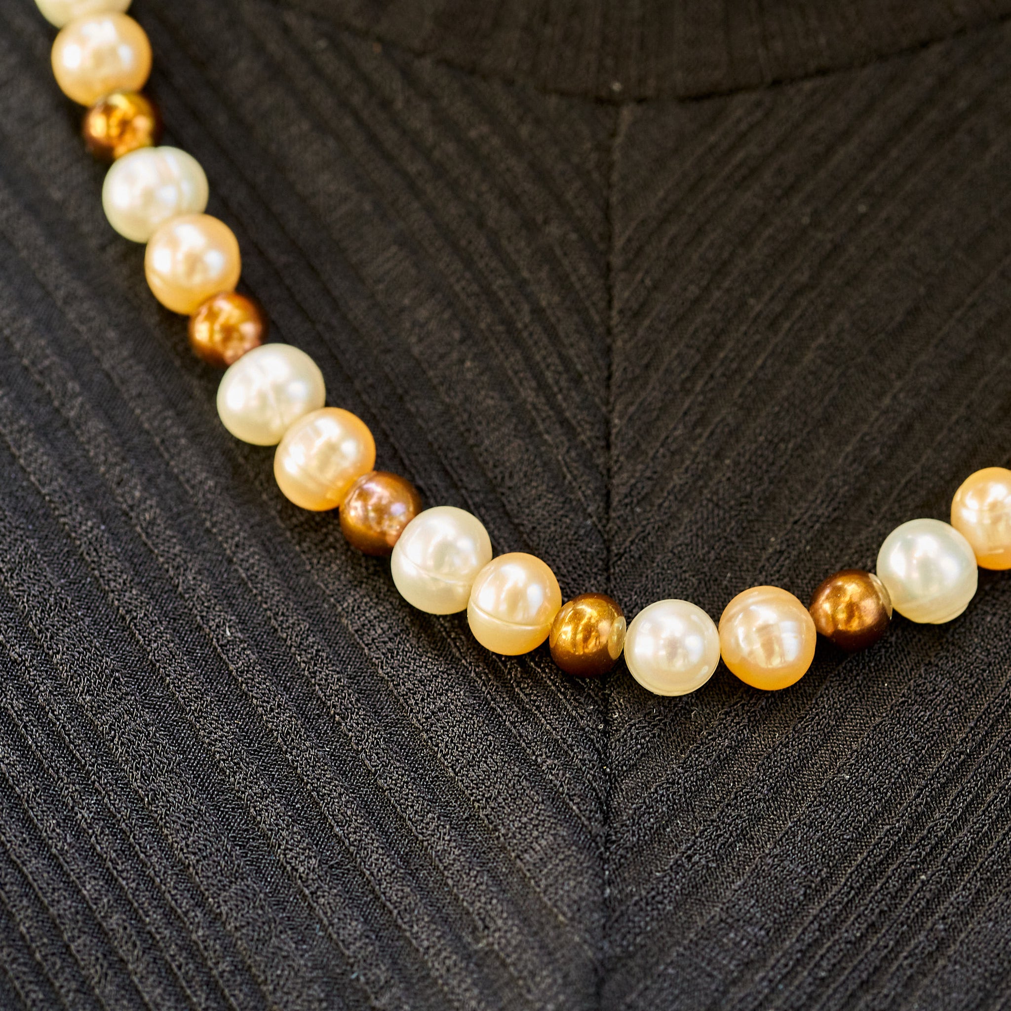 Primrose Pearl Necklace