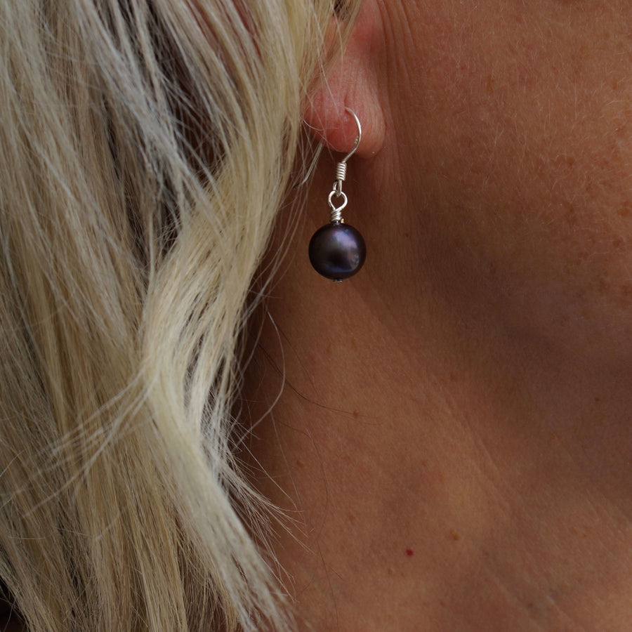 Simplicity Pearl Earrings